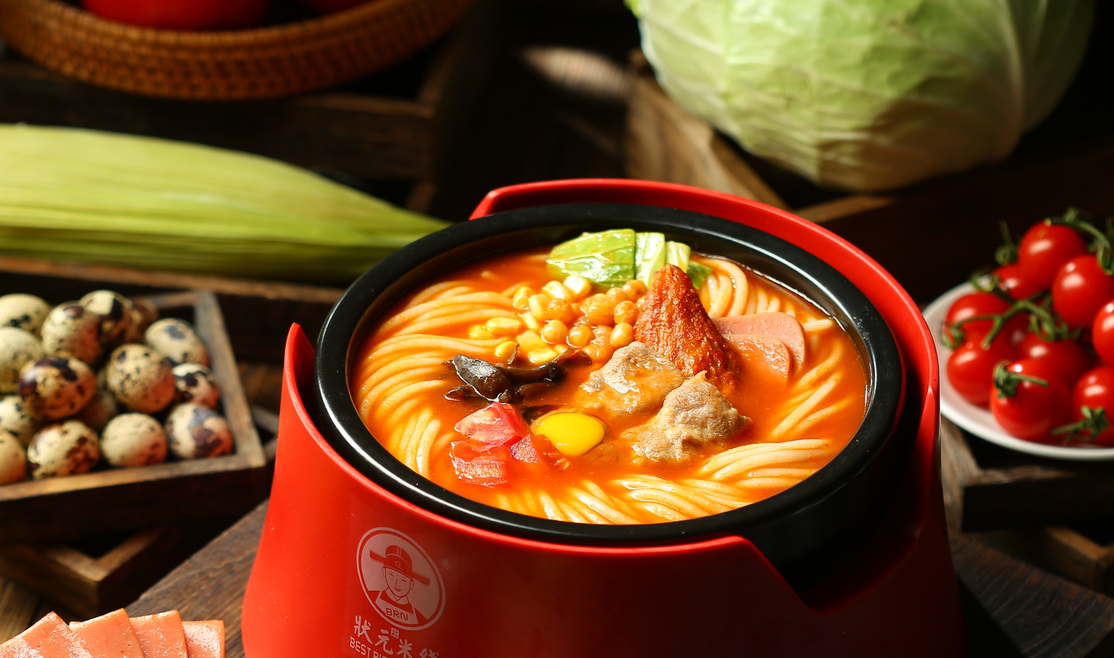 狀元米線，餐飲創(chuàng)業(yè)好項(xiàng)目，眾多加盟商家的誠(chéng)摯選擇，全國(guó)合作熱線：400-967-2208